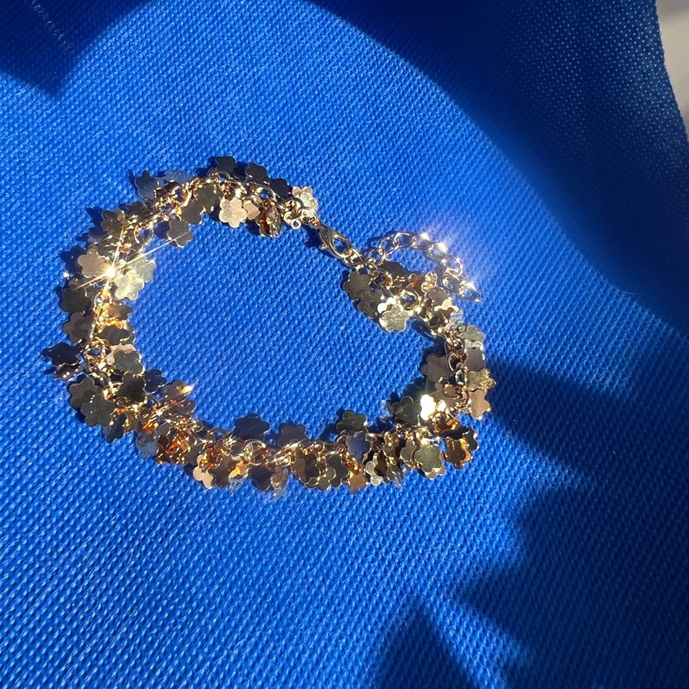 COPY - Gold Tone Flower Anklet